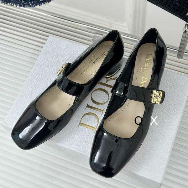 Picture of Dior Shoes _SKUDiorsz35-404CMJX09023738